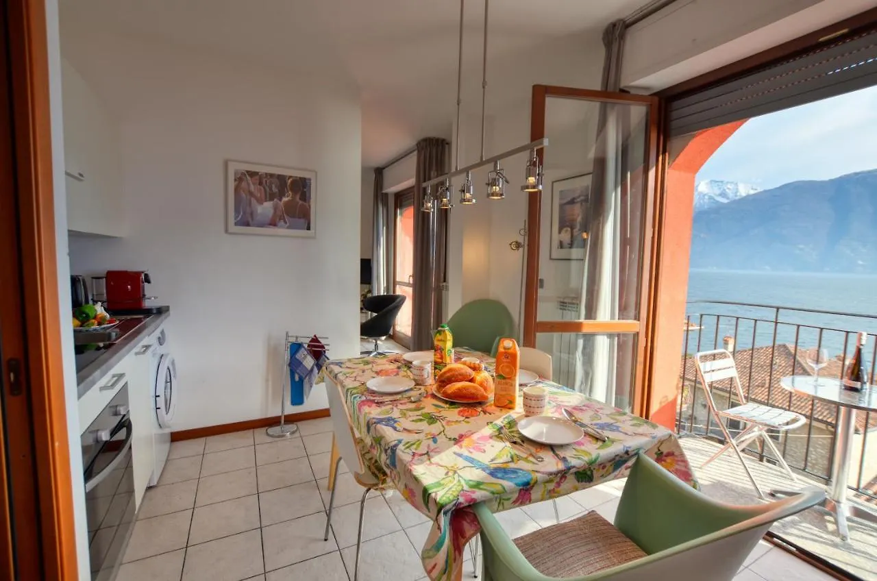 Lake View Apartment Golden Triangle Acquaseria