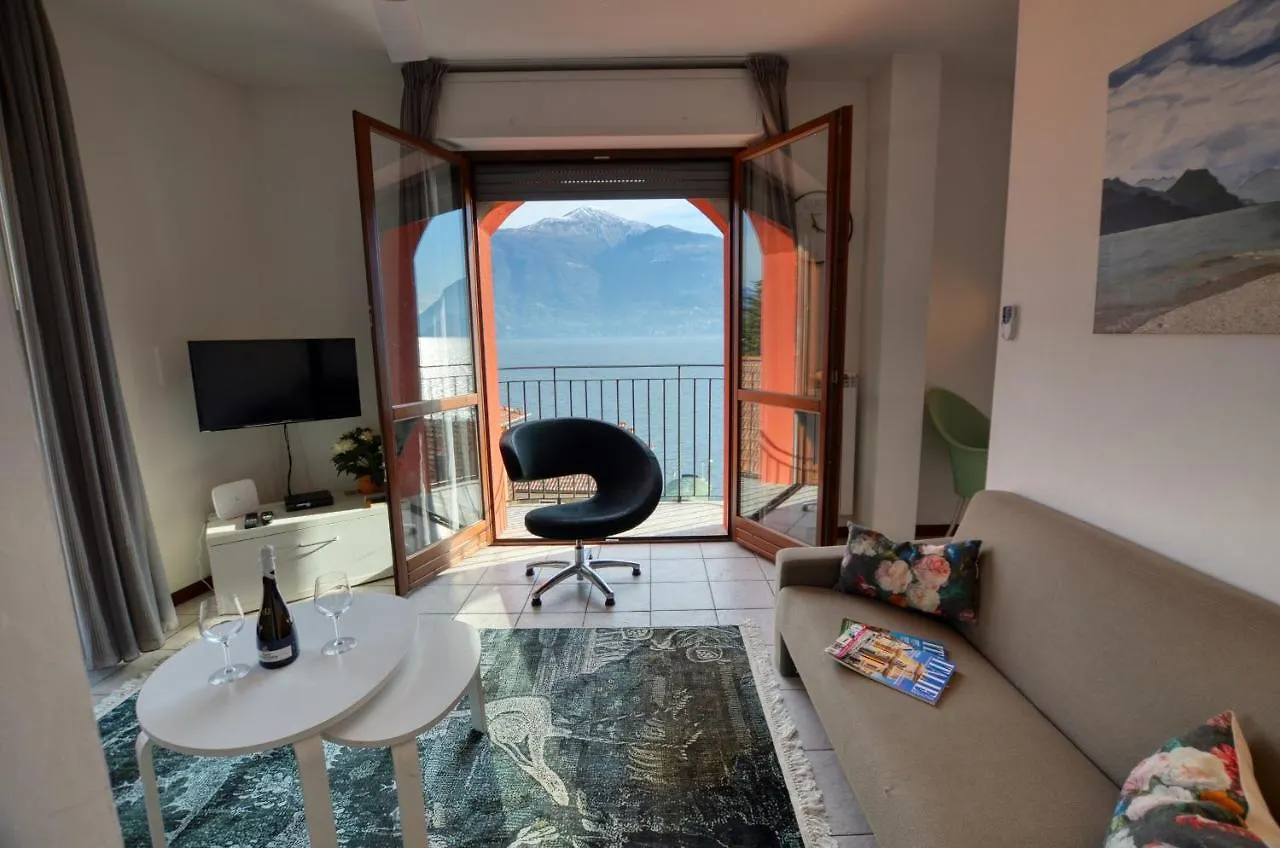Lake View Apartment Golden Triangle Acquaseria